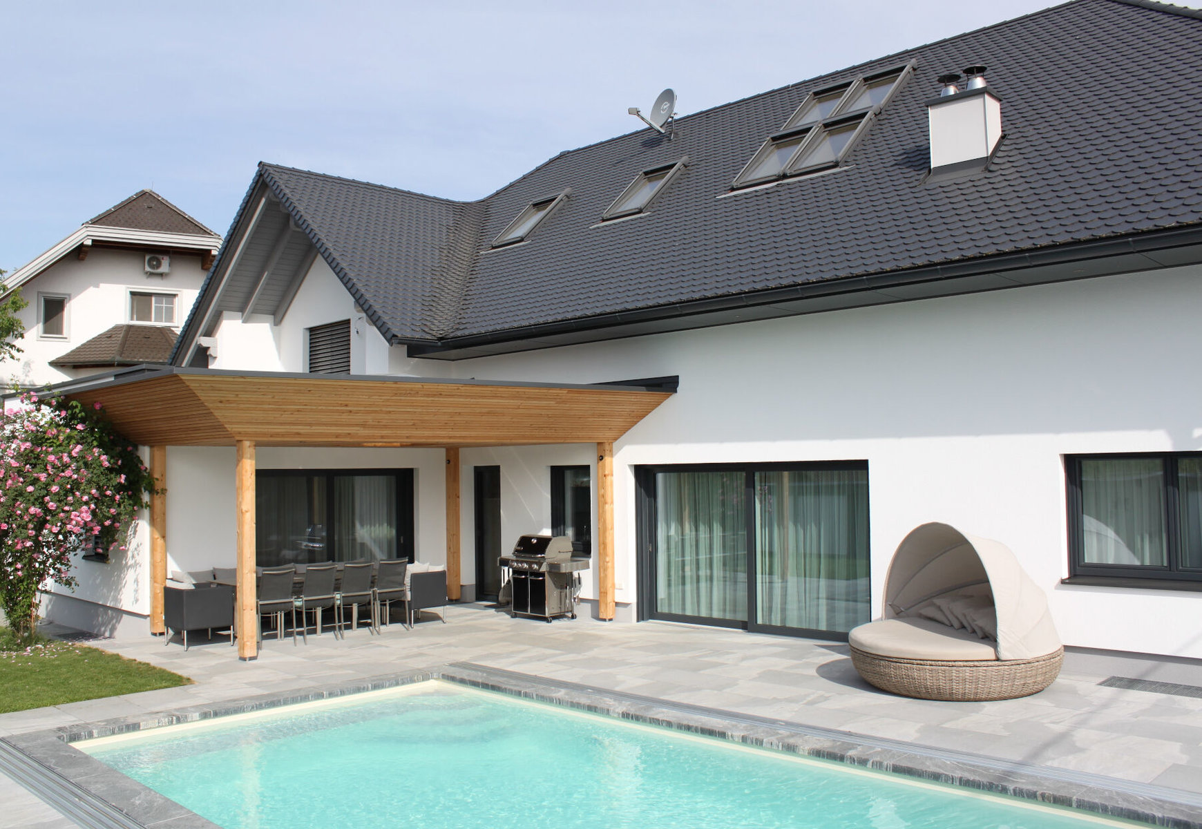 Strasser Dach GmbH – Arbeit am Dach